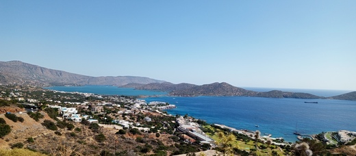 Elounda i s ostrovy.jpg