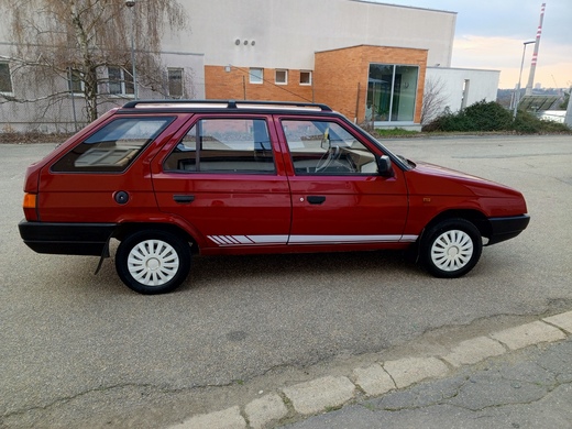 Pravá strana